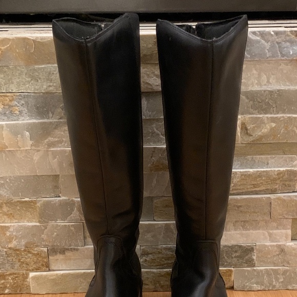 UGG Black Leather Knee-High Seldon Boots - Picture 7 of 10